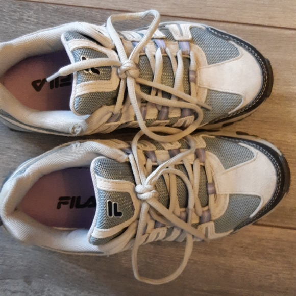 Hiking shoes - Picture 3 of 3